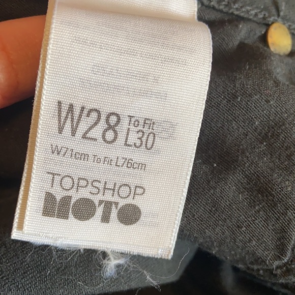 Topshop Jamie black ripped jeans - Picture 2 of 2